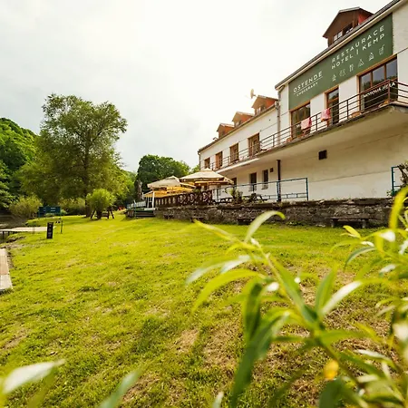 Ostende - U řeky Hotel Chocerady
