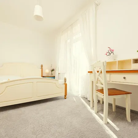 Hotel Ostende - U řeky