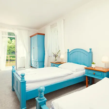 Ostende Hotel Chocerady
