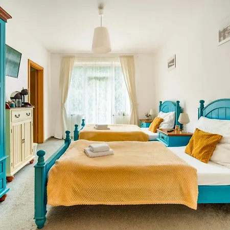 Hotel Ostende - U řeky