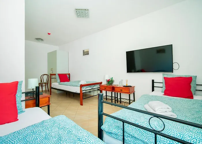 Hotel Ostende - U řeky